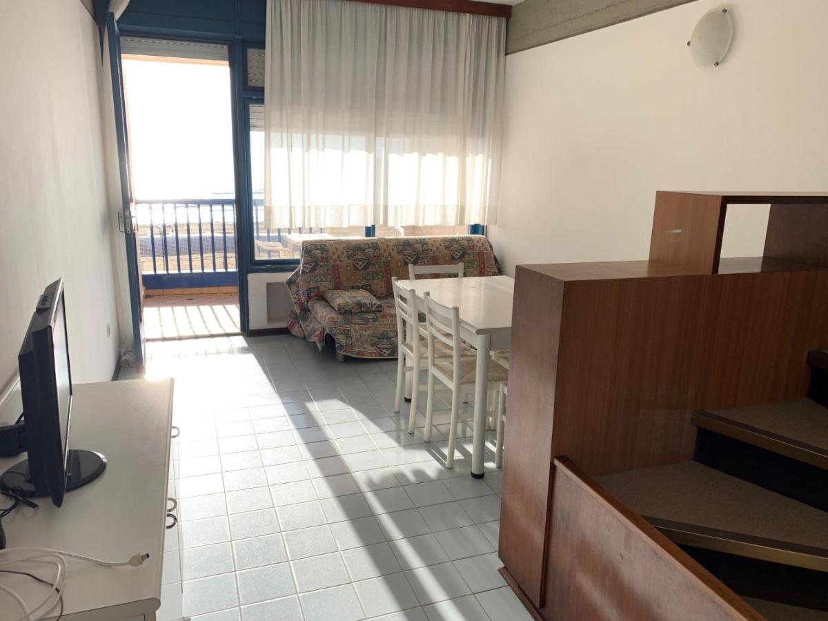 Residence Penelope - Walterigato Apartments Solo Per Famiglie ลิโดดิเยโซโล ภายนอก รูปภาพ