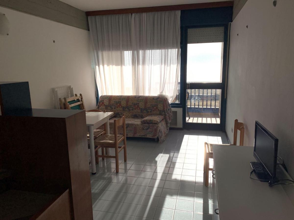 Residence Penelope - Walterigato Apartments Solo Per Famiglie ลิโดดิเยโซโล ภายนอก รูปภาพ