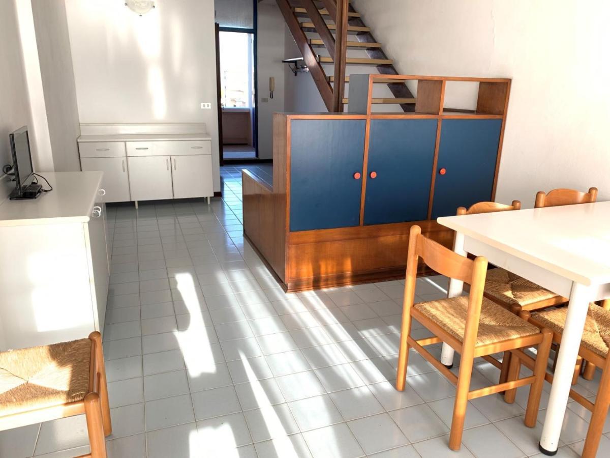 Residence Penelope - Walterigato Apartments Solo Per Famiglie ลิโดดิเยโซโล ภายนอก รูปภาพ